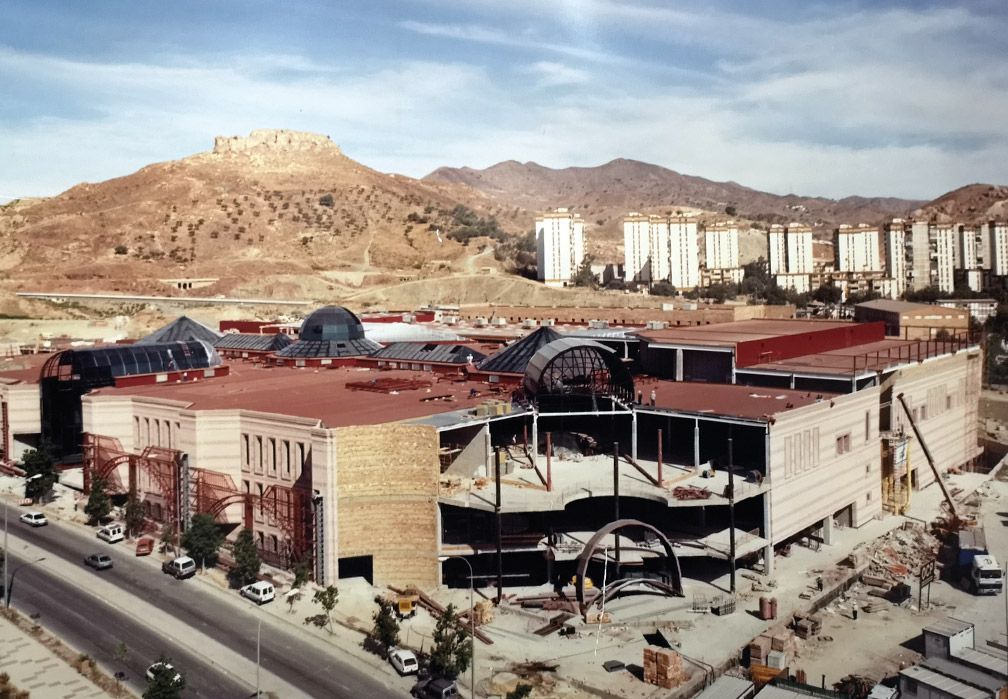 HISTORIA DEL CENTRO COMERCIAL ROSALEDA