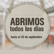 El Centro Comercial Rosaleda abre todos los días del verano