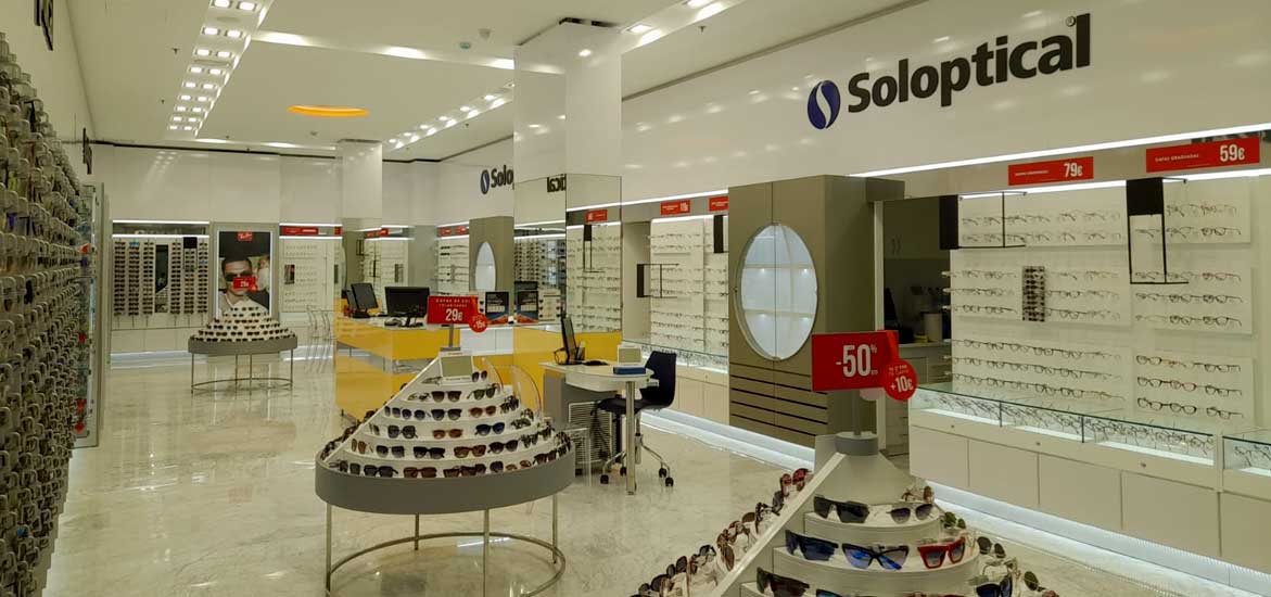 Centro Comercial Rosaleda amplía su oferta comercial con la apertura de Soloptical